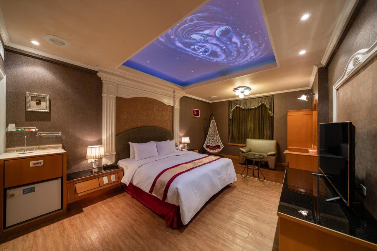 Natoli Motel ไถหนาน ภายนอก รูปภาพ