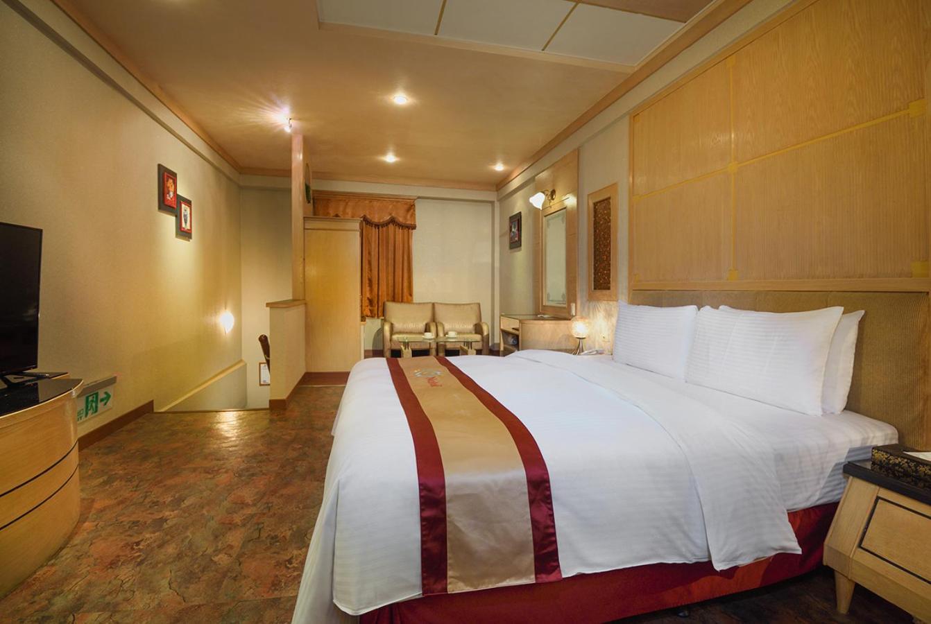 Natoli Motel ไถหนาน ภายนอก รูปภาพ